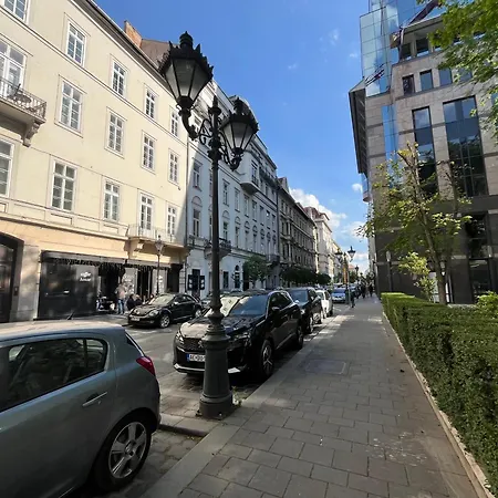 Apartment Center